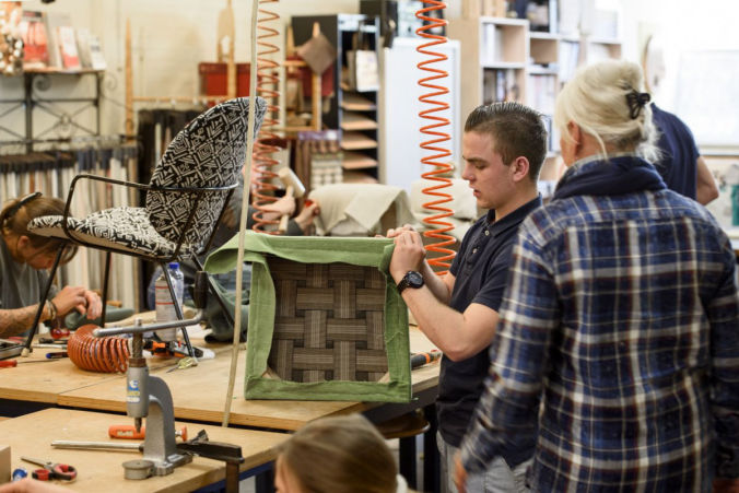 atelier de nijs meubelstoffeerder