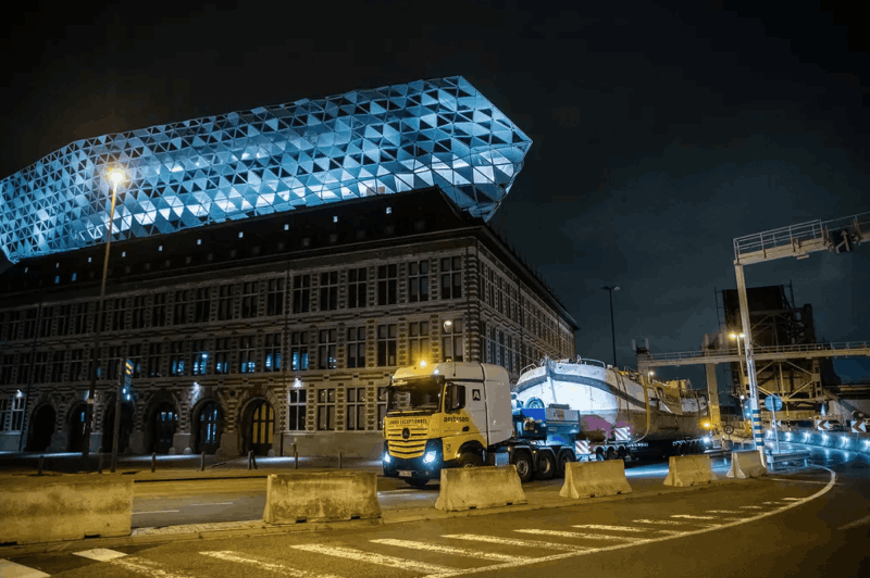 ortelius verhuis naar doel 77